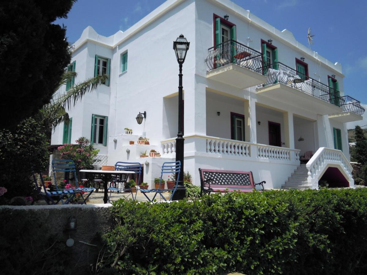 Blue Dolphin Hotel Batsi  Exterior photo